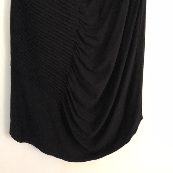 Little black dress! - Picture 4 of 9